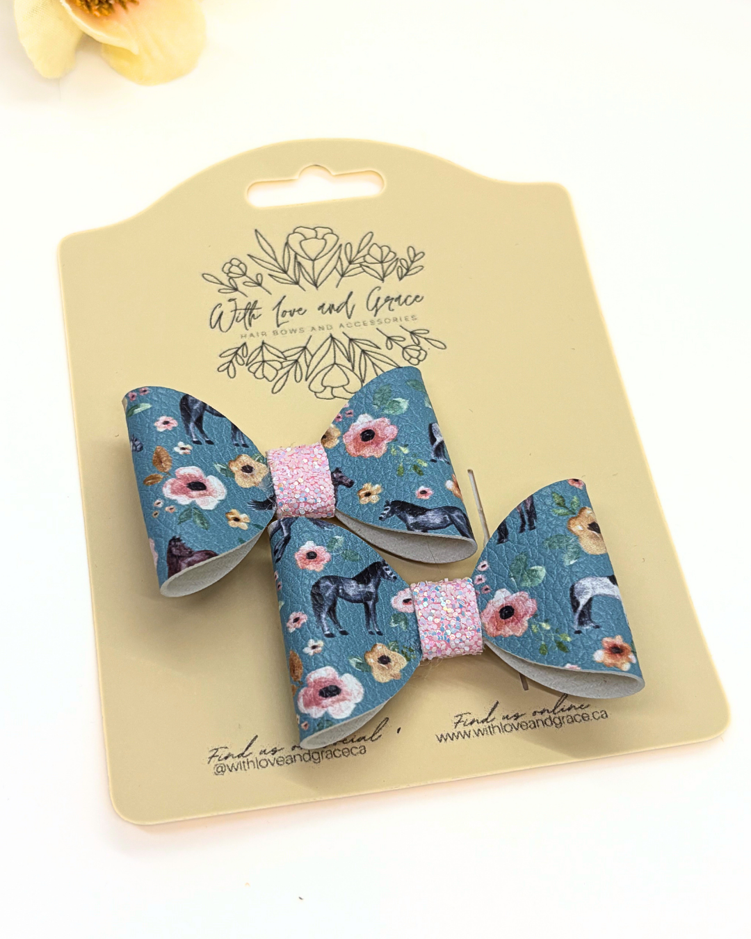 Floral Horse Classic Piggy Bows