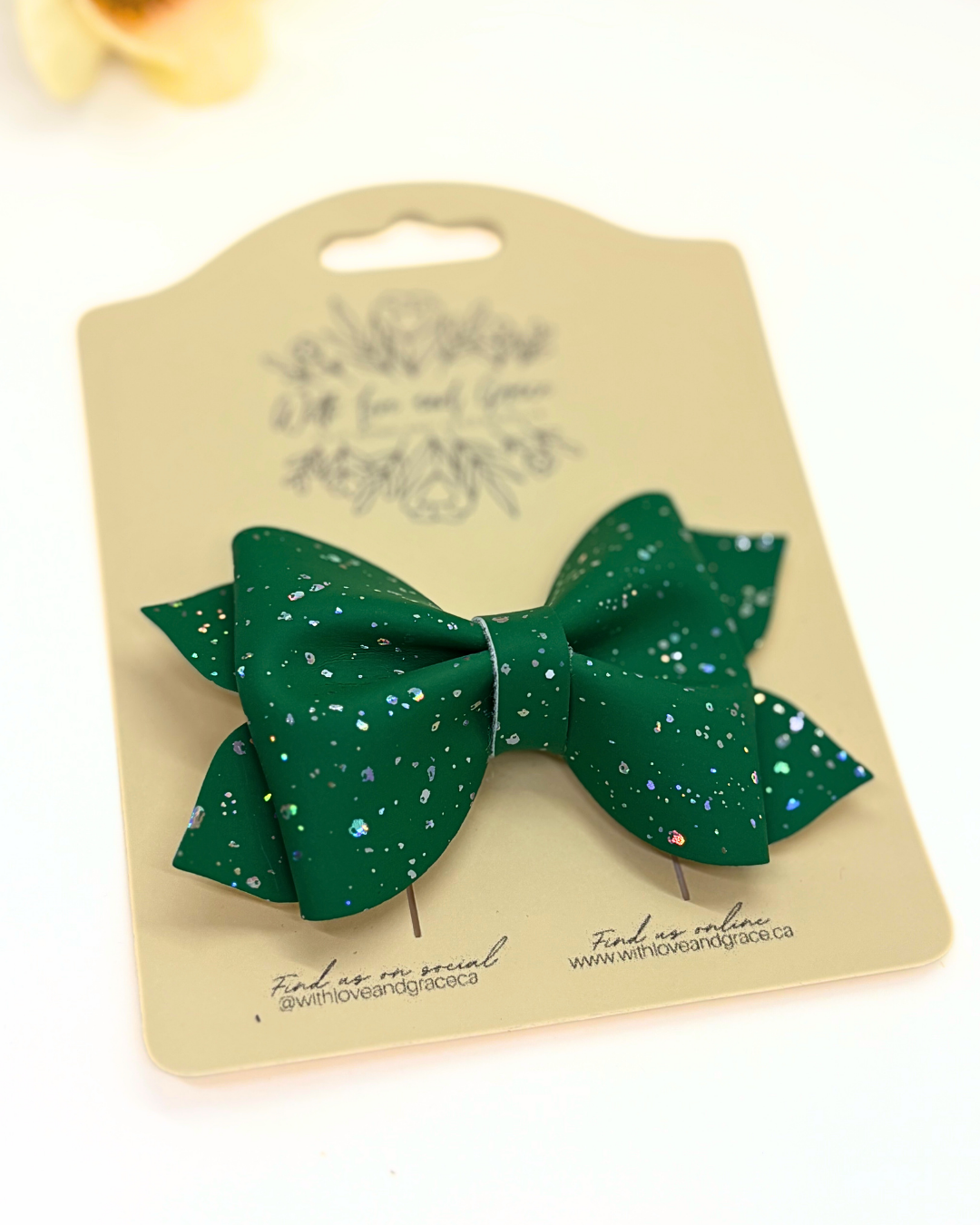 Silver Speckled Solid Pinch Bows
