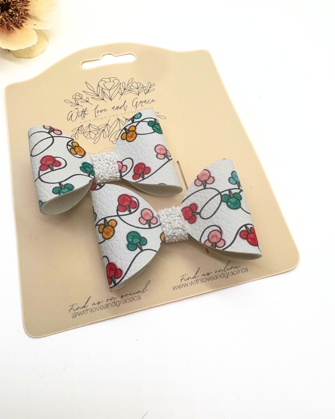 Mouse and Friends Christmas Classic Piggy Bow