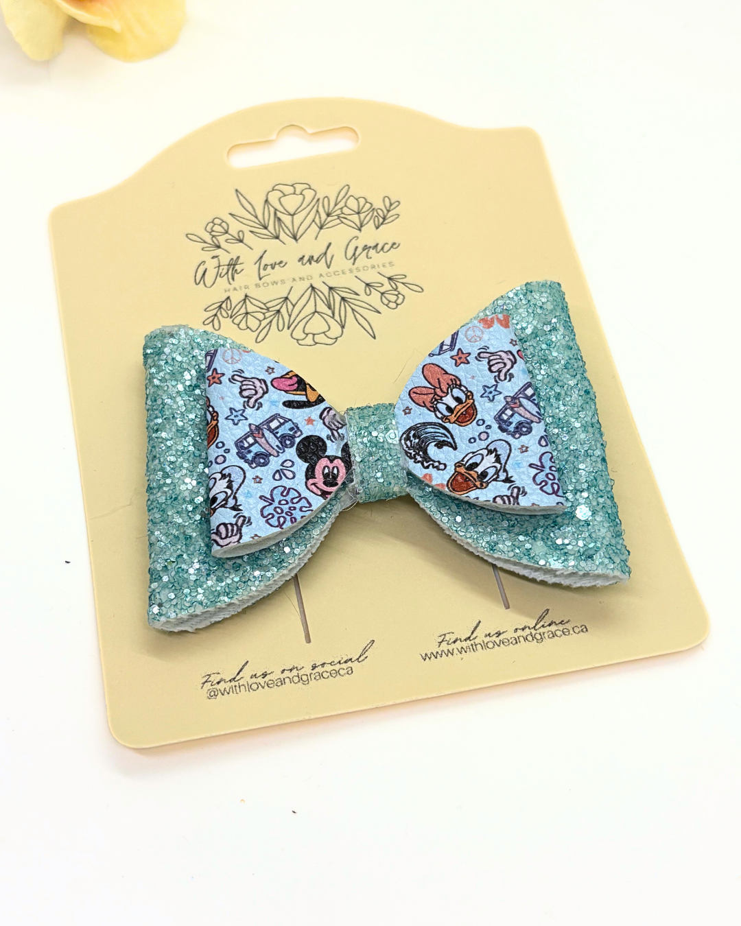 Mouse and Gang Beach Classic Bow