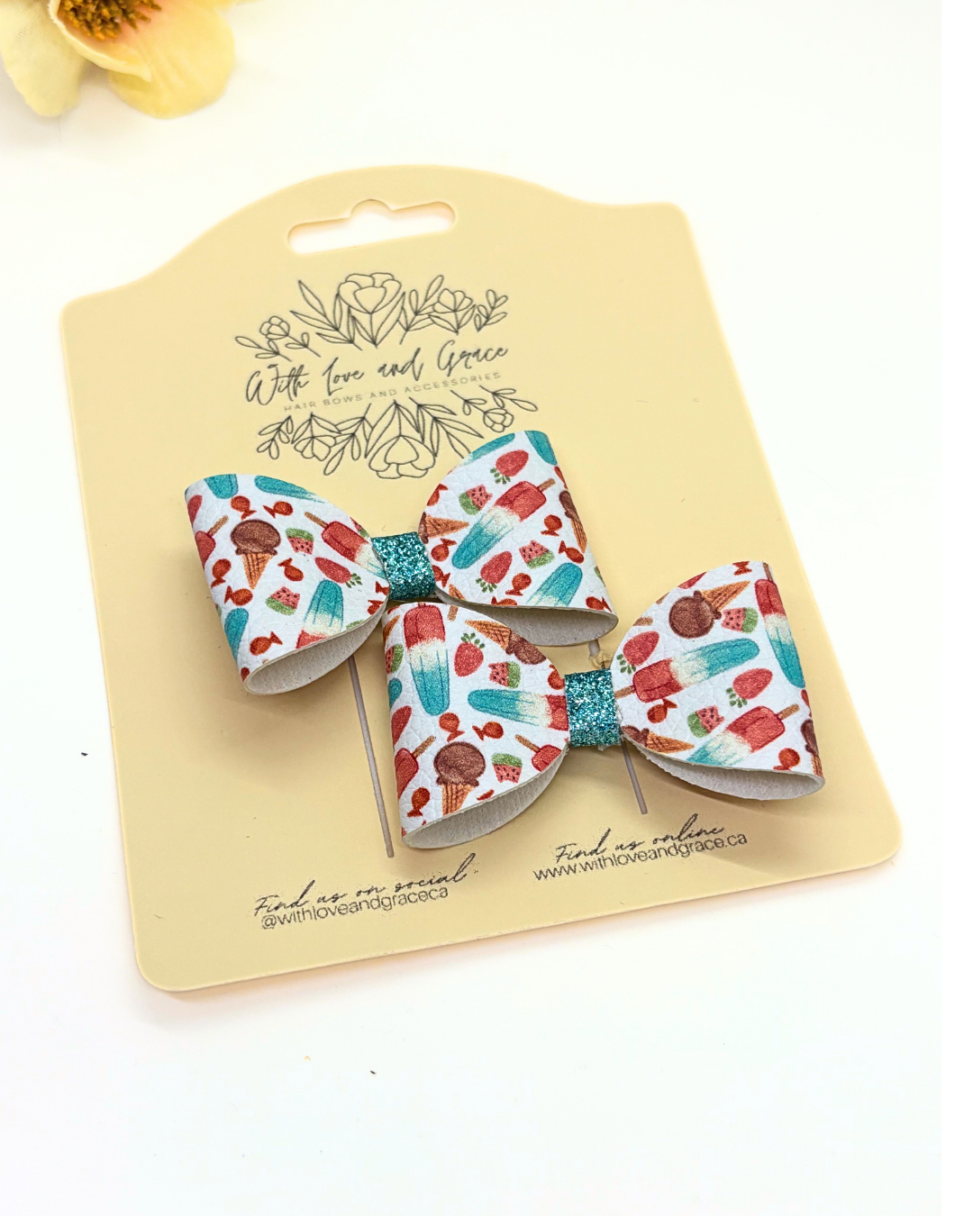 Summer Treats Classic Piggy Bow