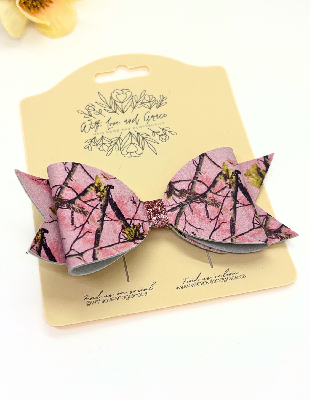 Pink Camouflage Classic Bow