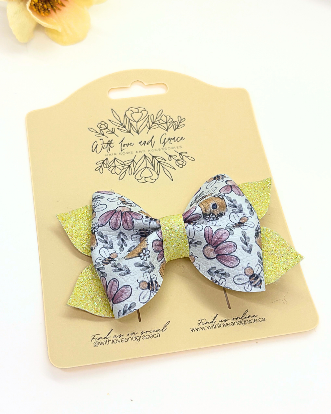 Gracie Bee Pinch Bows