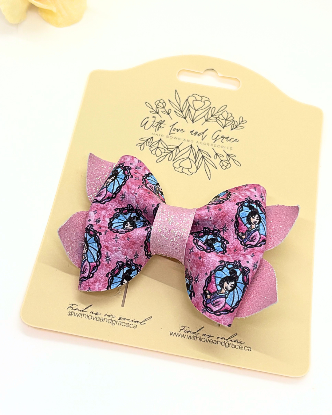 Princess Portrait Pinch Bows