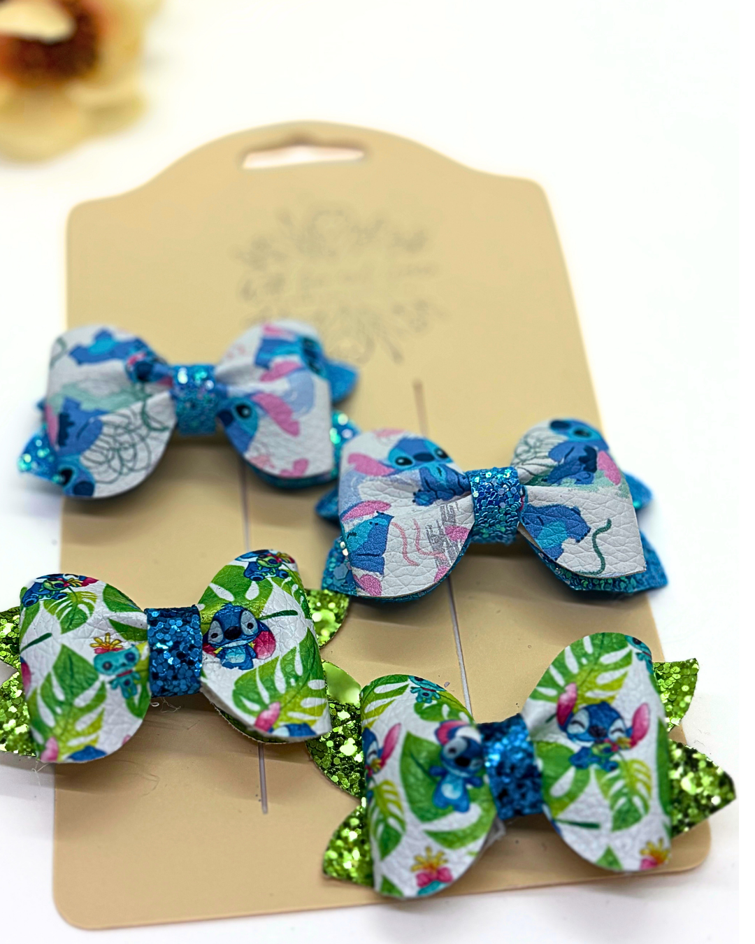 Blue Alien Pinch Piggy Bows