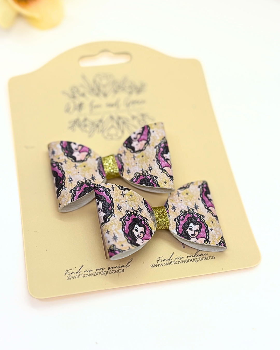 Princess Portrait Classic Piggy Bows