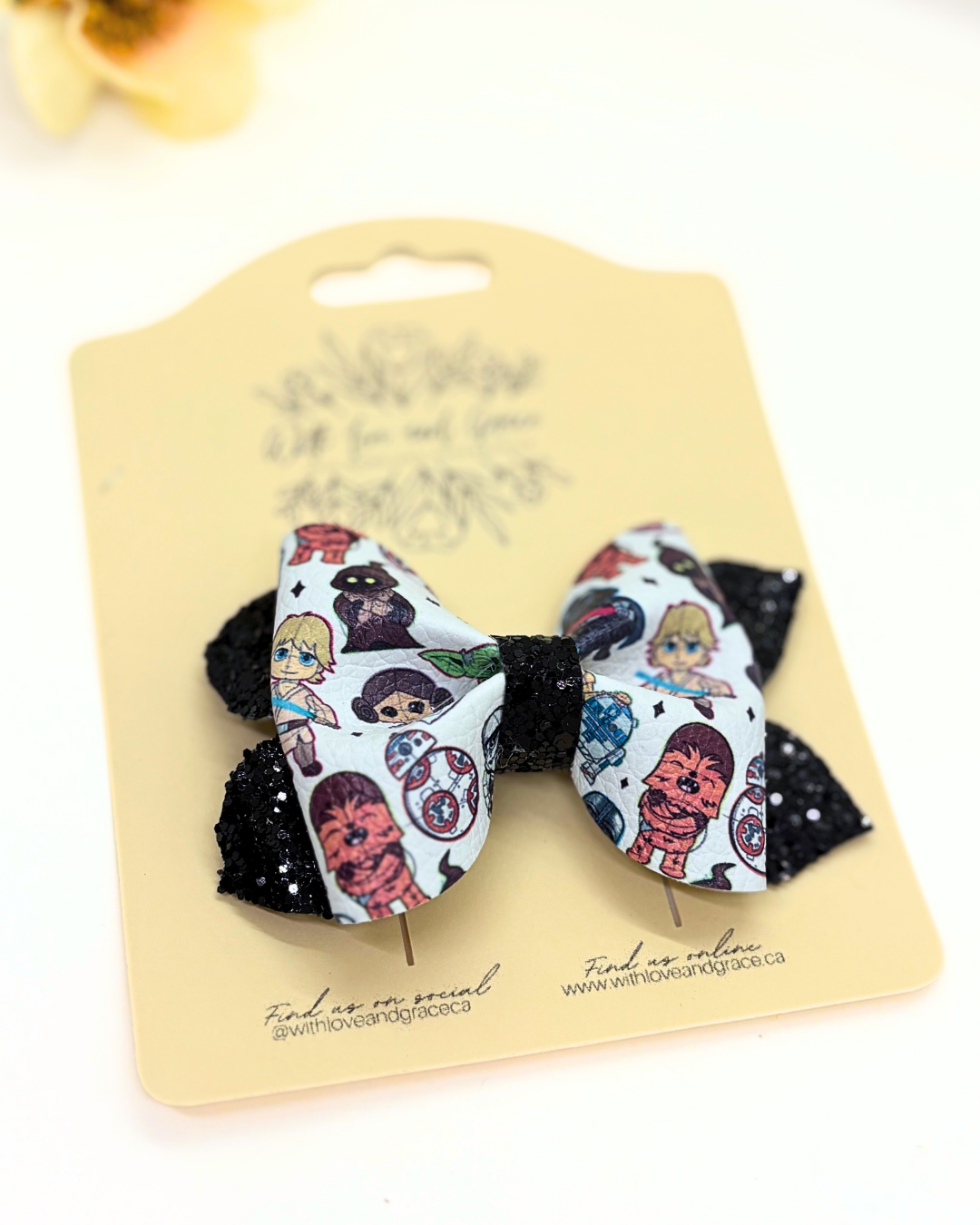 Galaxy World Pinch Bows
