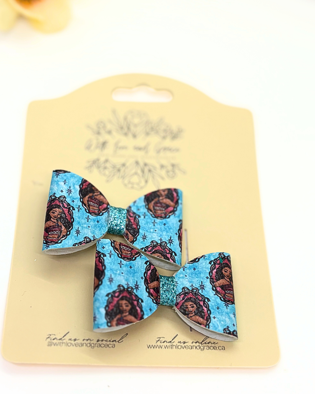 Princess Portrait Classic Piggy Bows
