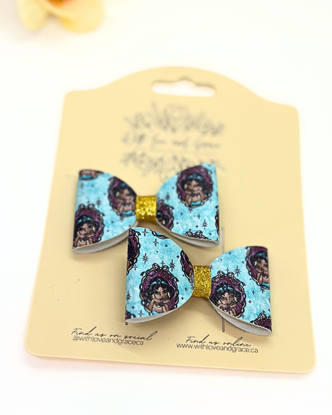 Princess Portrait Classic Piggy Bows