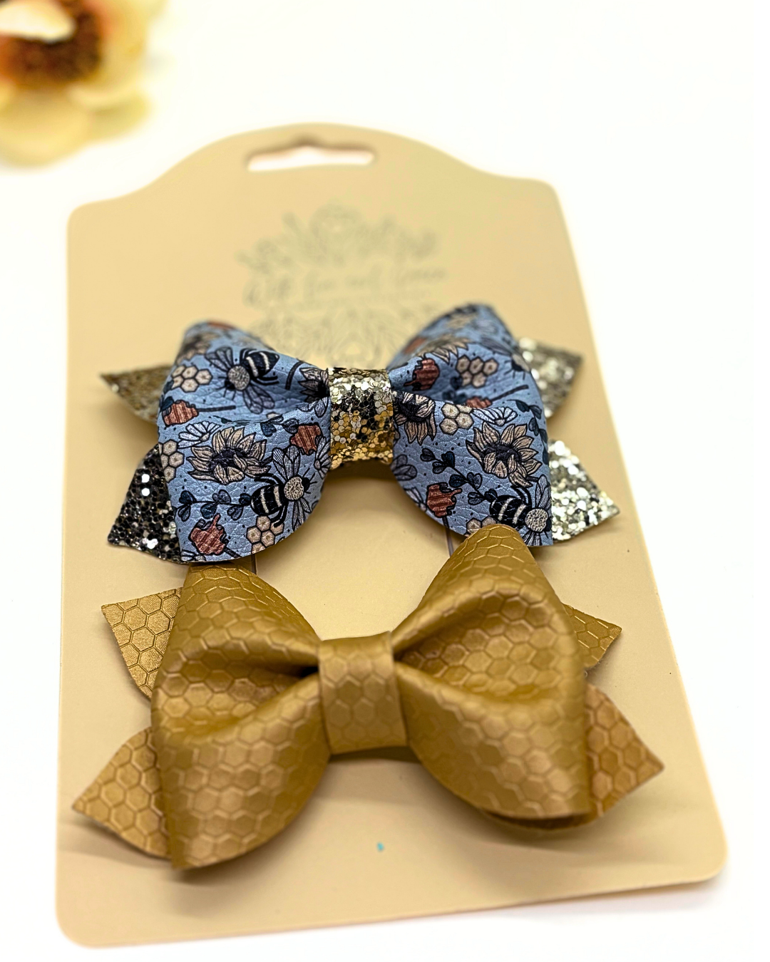 Gracie Bee Pinch Bows