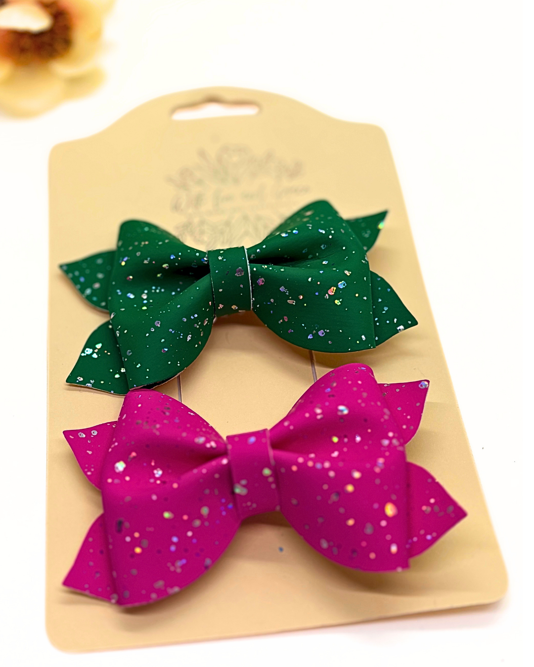 Silver Speckled Solid Pinch Bows