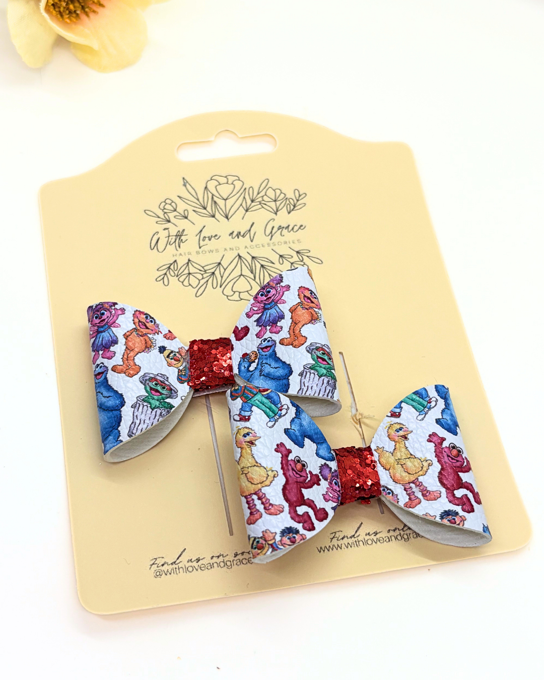 Sunny Days Classic Piggy Bows