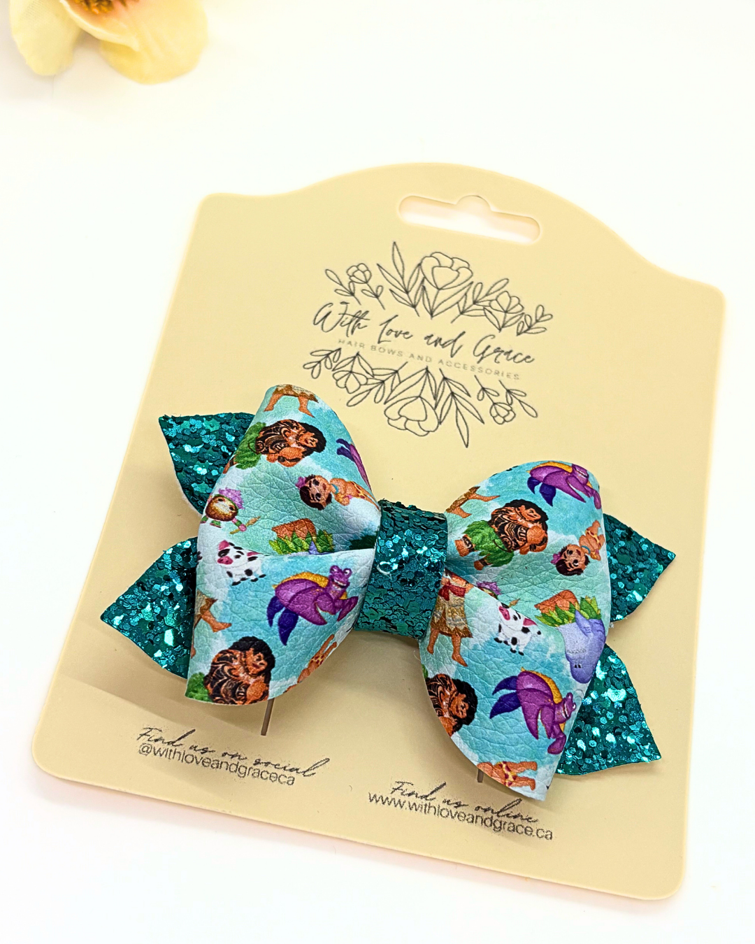 Tropical Island Princess Pinch Bow