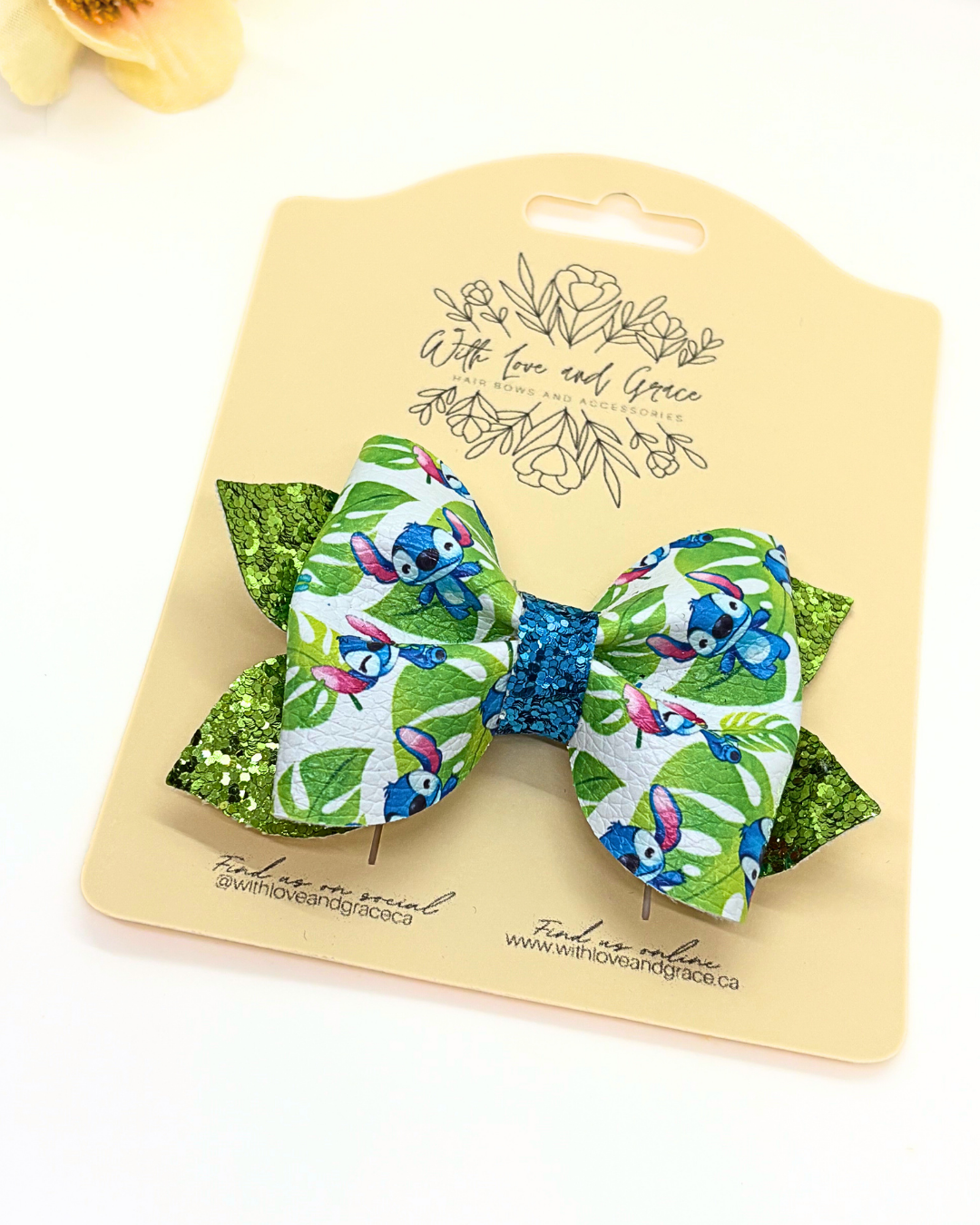 Blue Alien Pinch Bow