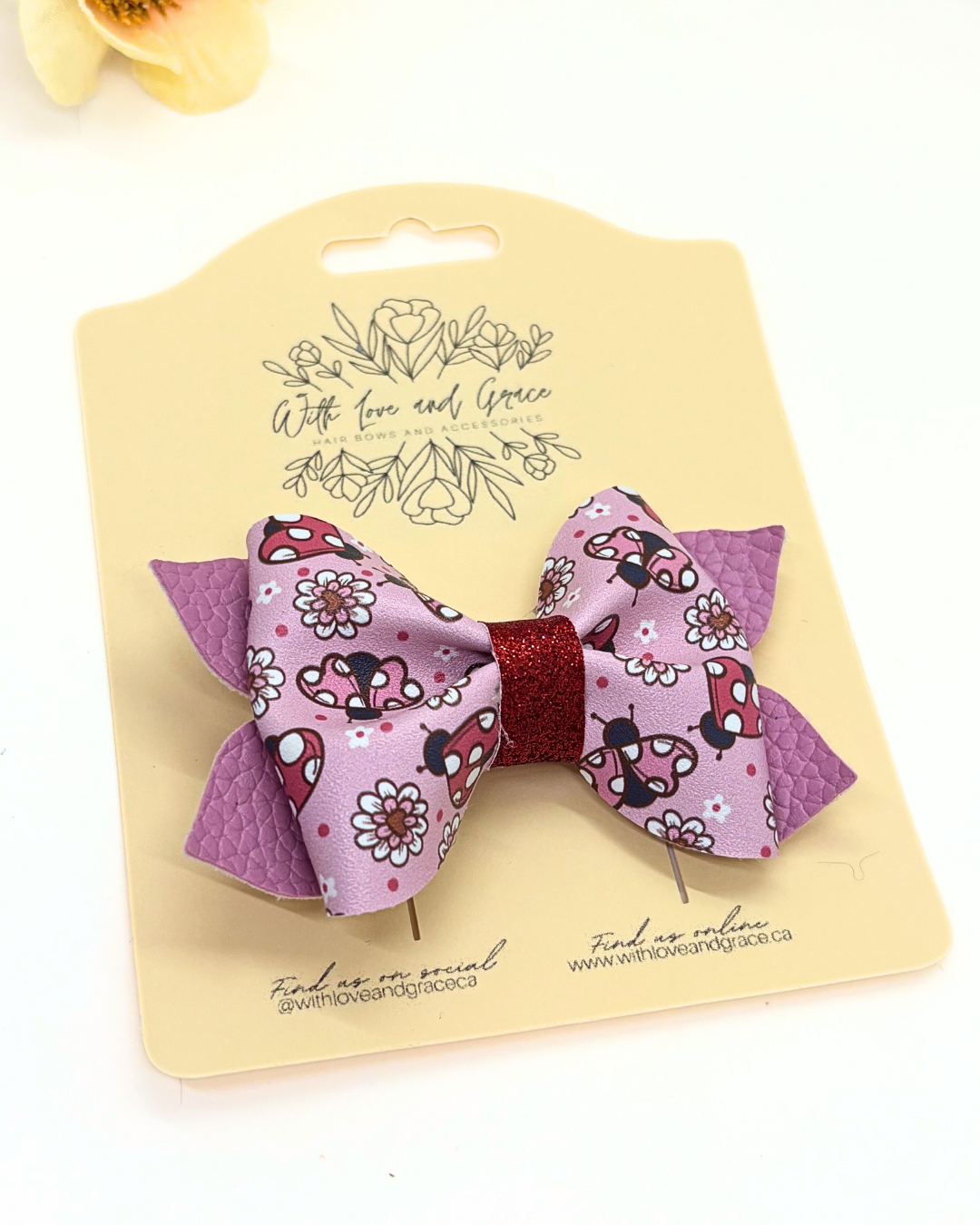 Love Day Collection Pinch Bows