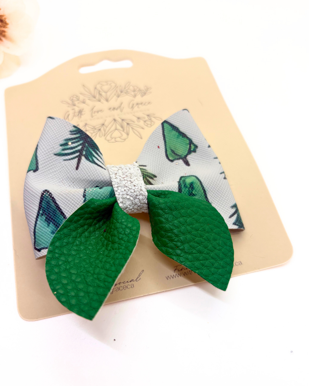 Christmas on the Farm Sailor Bow