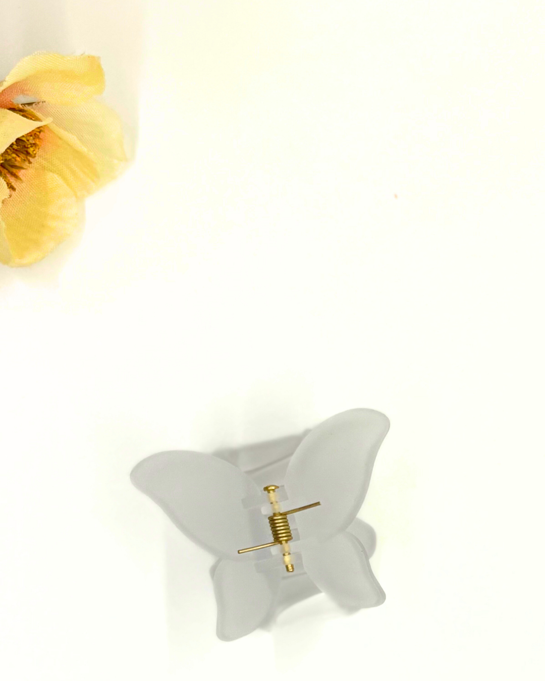 Small Butterfly Clip - Translucent