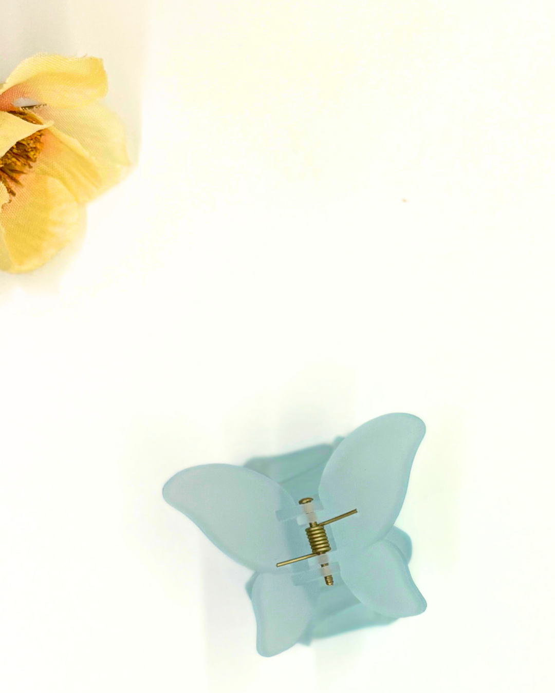 Small Butterfly Clip - Translucent