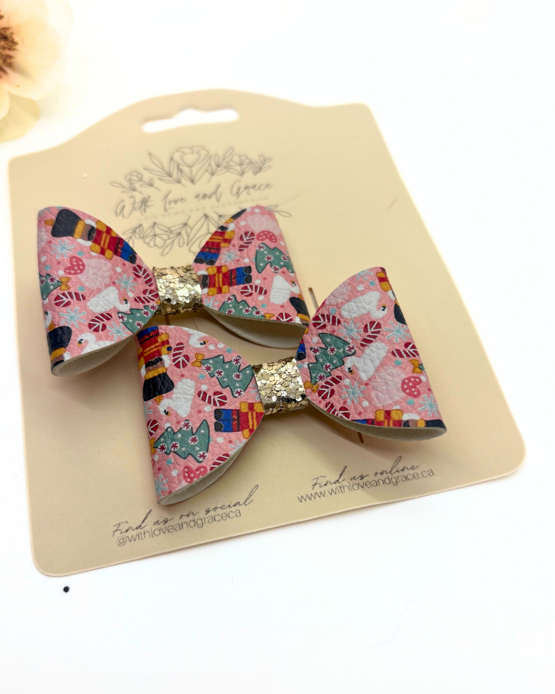 Nutcracker Classic Piggy Bow