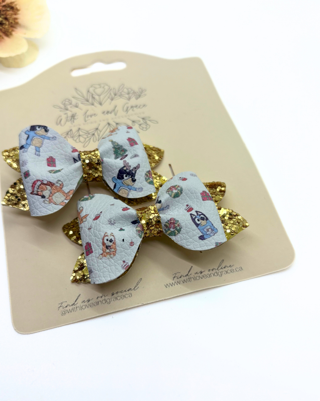 Blue Heeler Pinch Piggy Bow