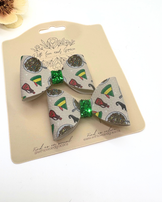 Classic Christmas Characters Classic Piggy bow