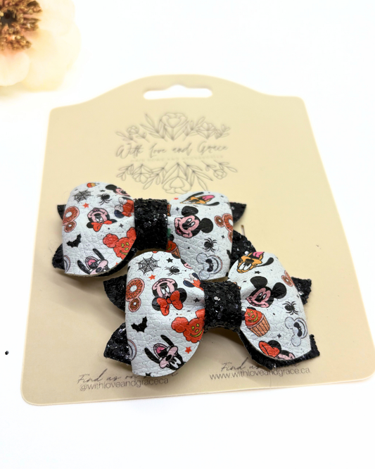 Mouse and Friends with sweet Treats Pinch Piggy Bow