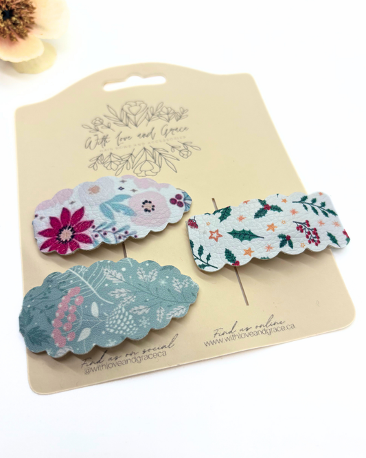 Christmas Floral Snap Clips