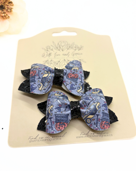 Town of Halloween Pinch Piggy Bow