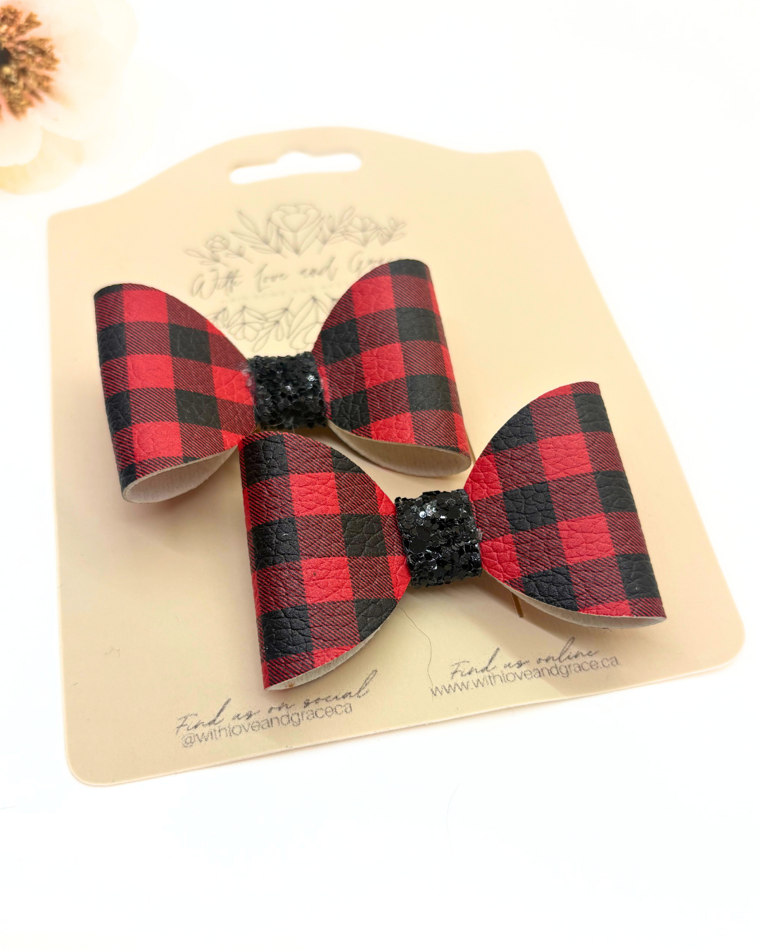 Mad for Plaid Classic Piggy Bows
