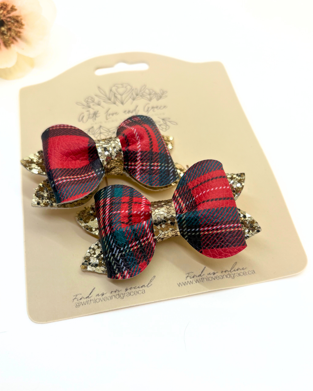 Mad for Plaid Pinch Piggy Bows