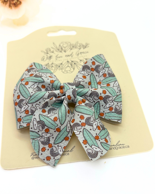 Surfs Up Sailor Bow