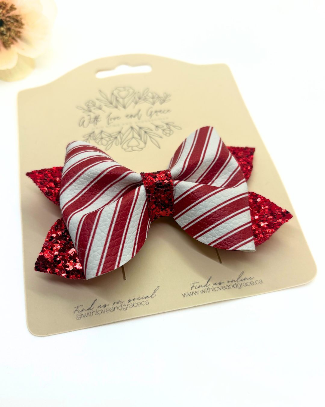 Christmas Treats Pinch Bow