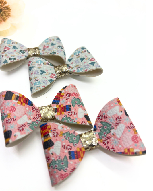 Nutcracker Classic Piggy Bow