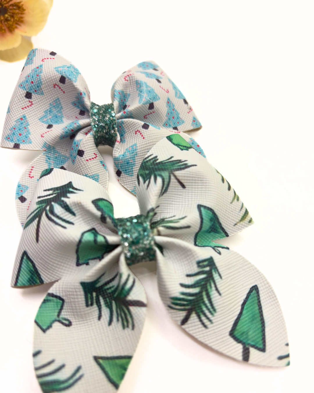 Christmas on the Farm Sailor Bow