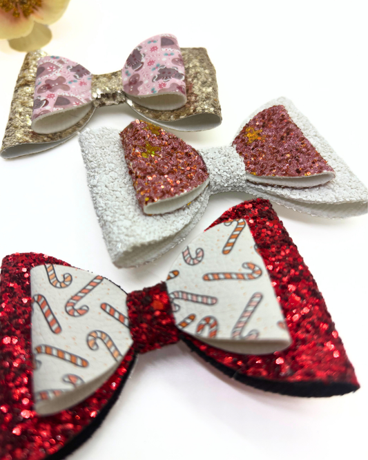 Christmas Treats Classic Bow