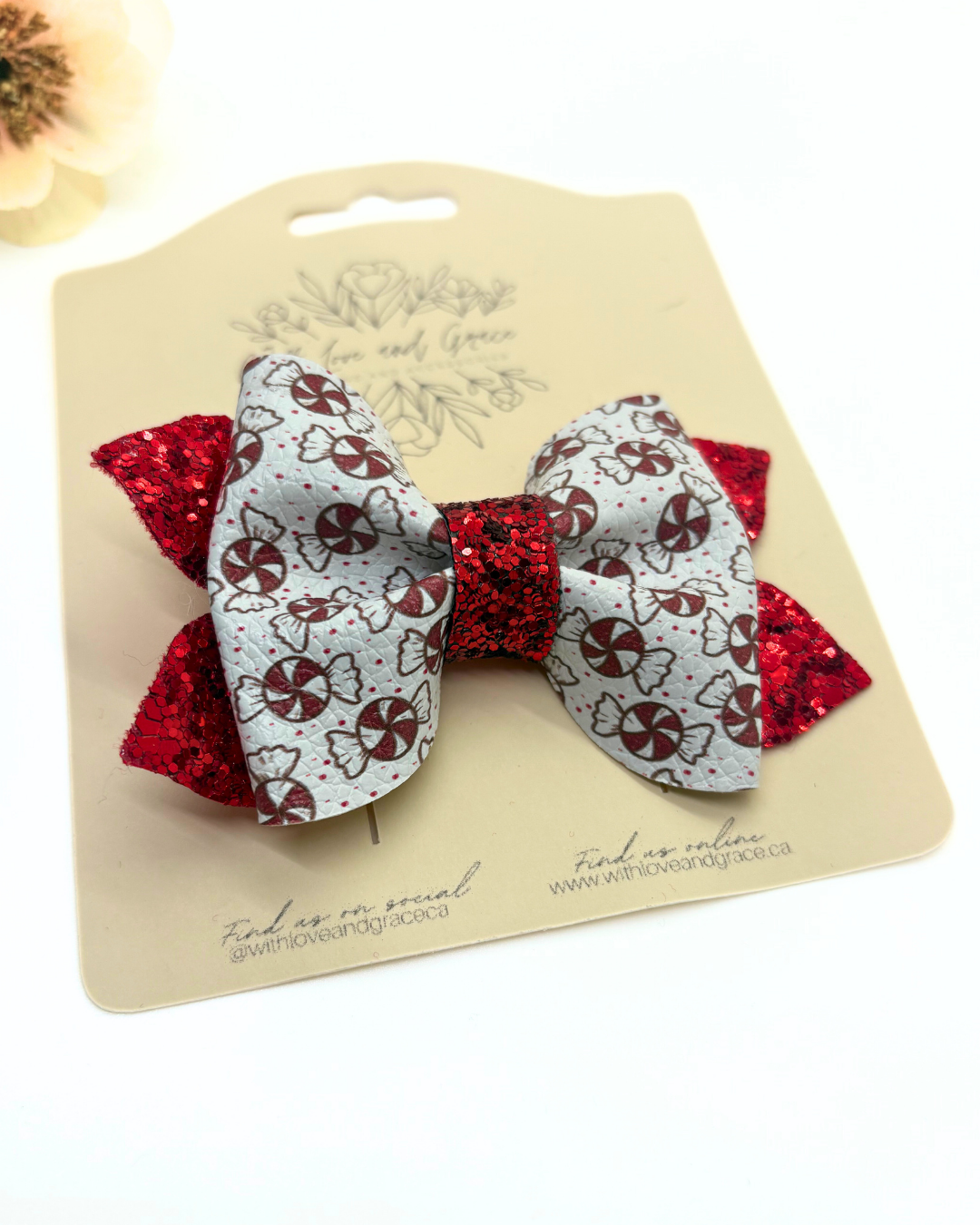 Christmas Treats Pinch Bow