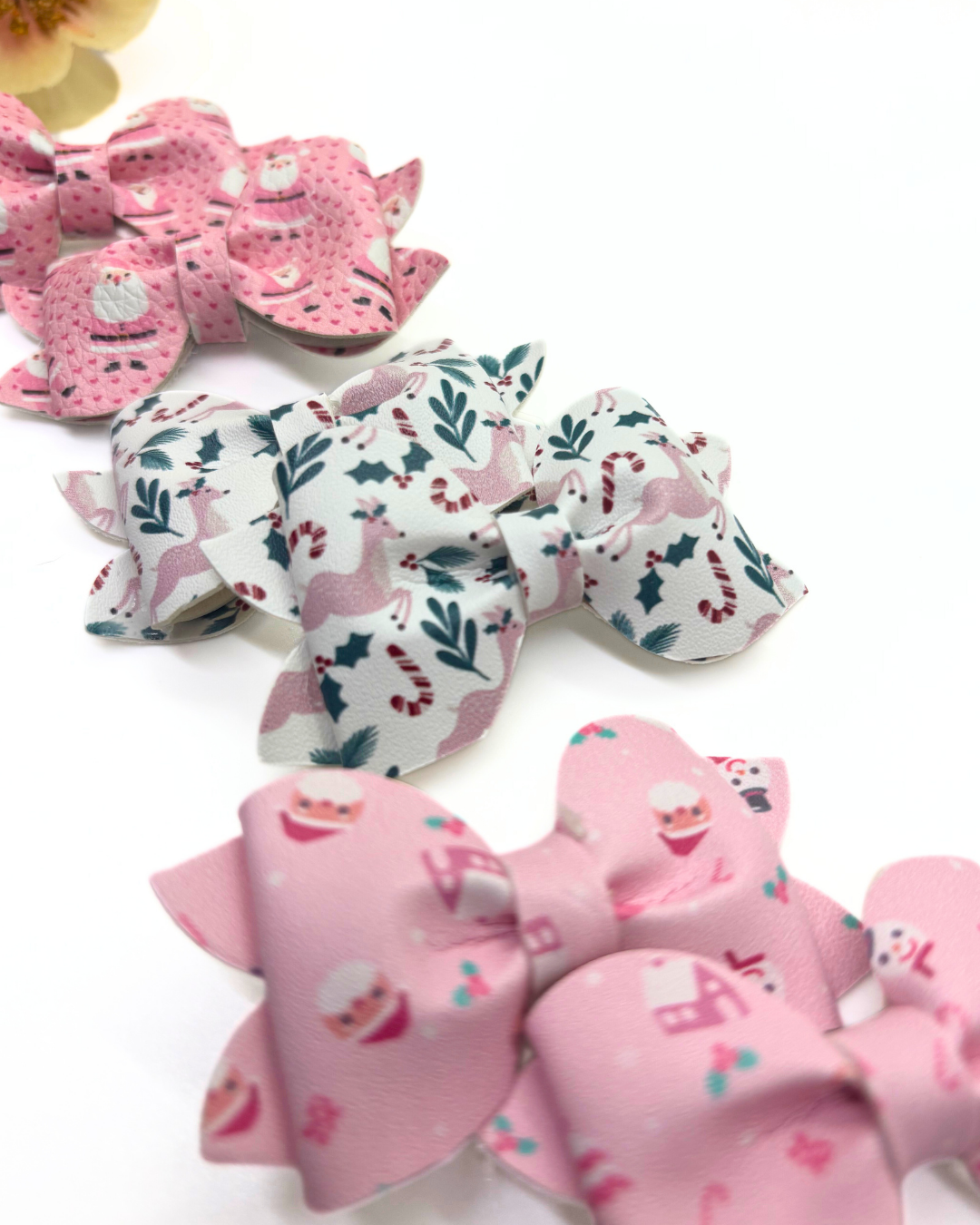 North Pole Pinch Piggy Bow