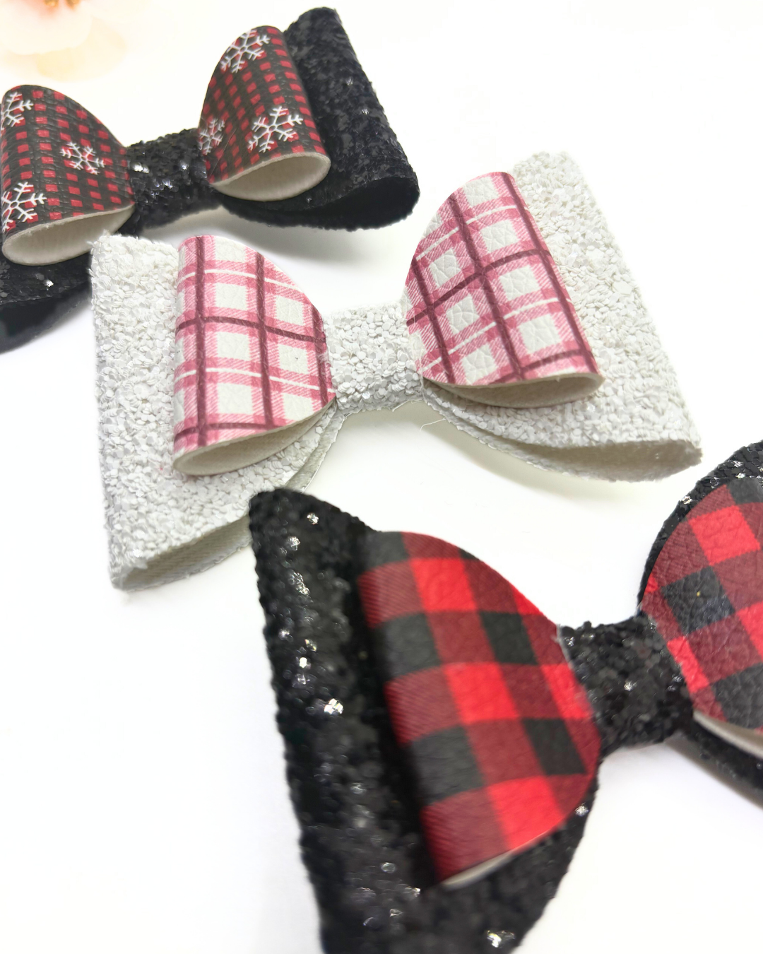 Mad for Plaid Classic Bows