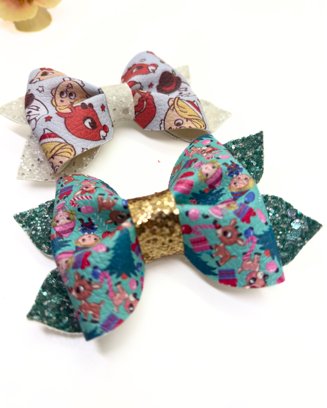 Reindeer with Red Nose Christmas Pinch Bow