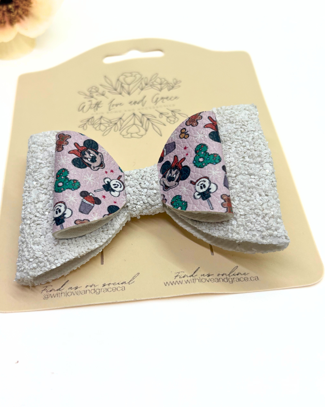 Mouse and Friends Christmas Classic Bow