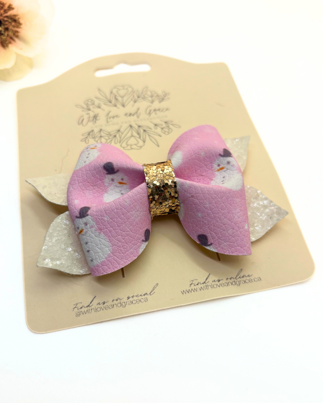 North Pole Pinch Bow