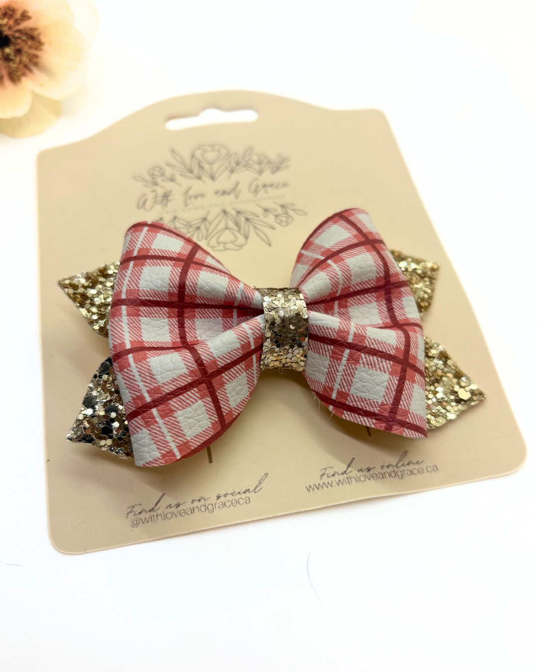 Mad for Plaid Pinch Bows