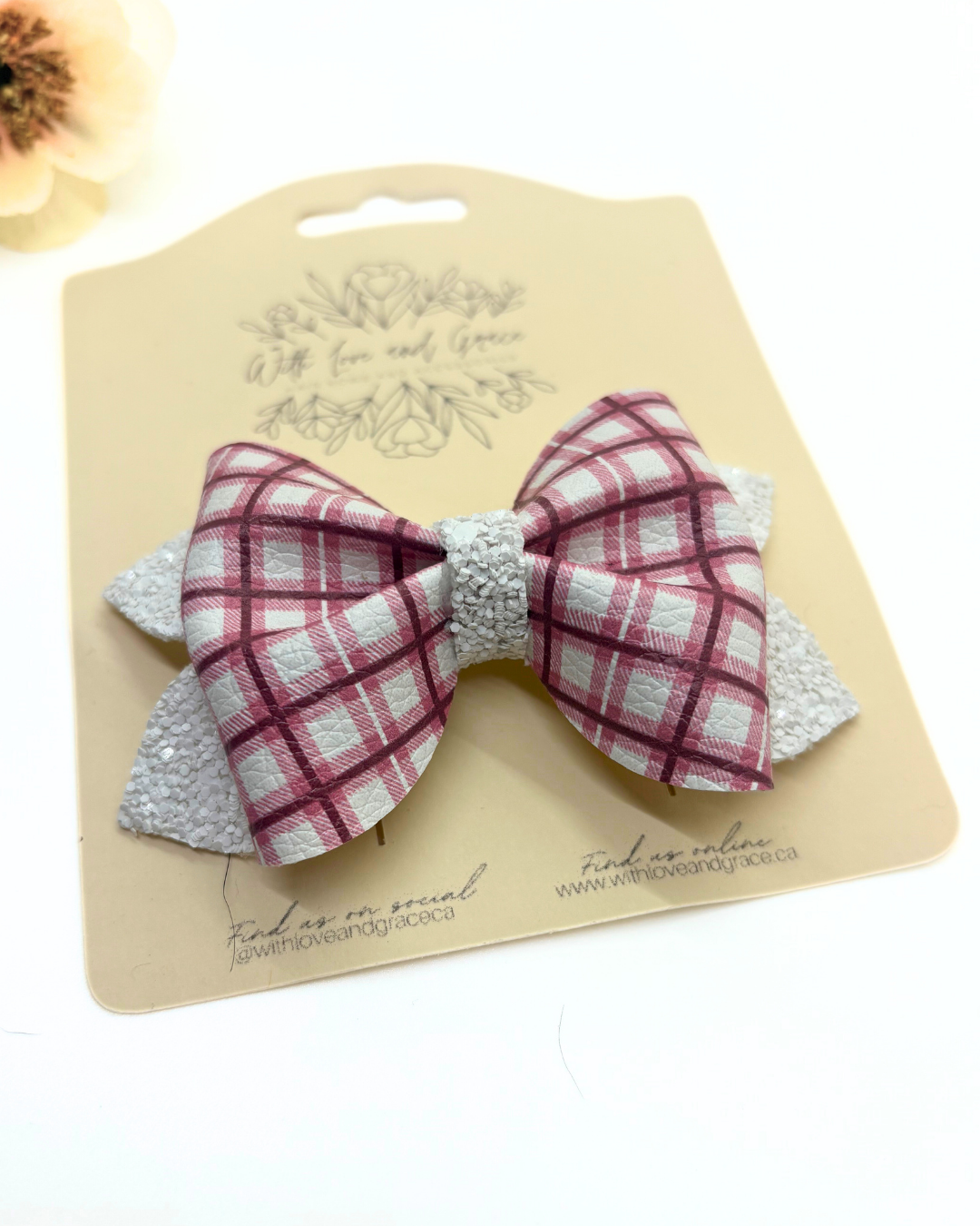 Mad for Plaid Pinch Bows