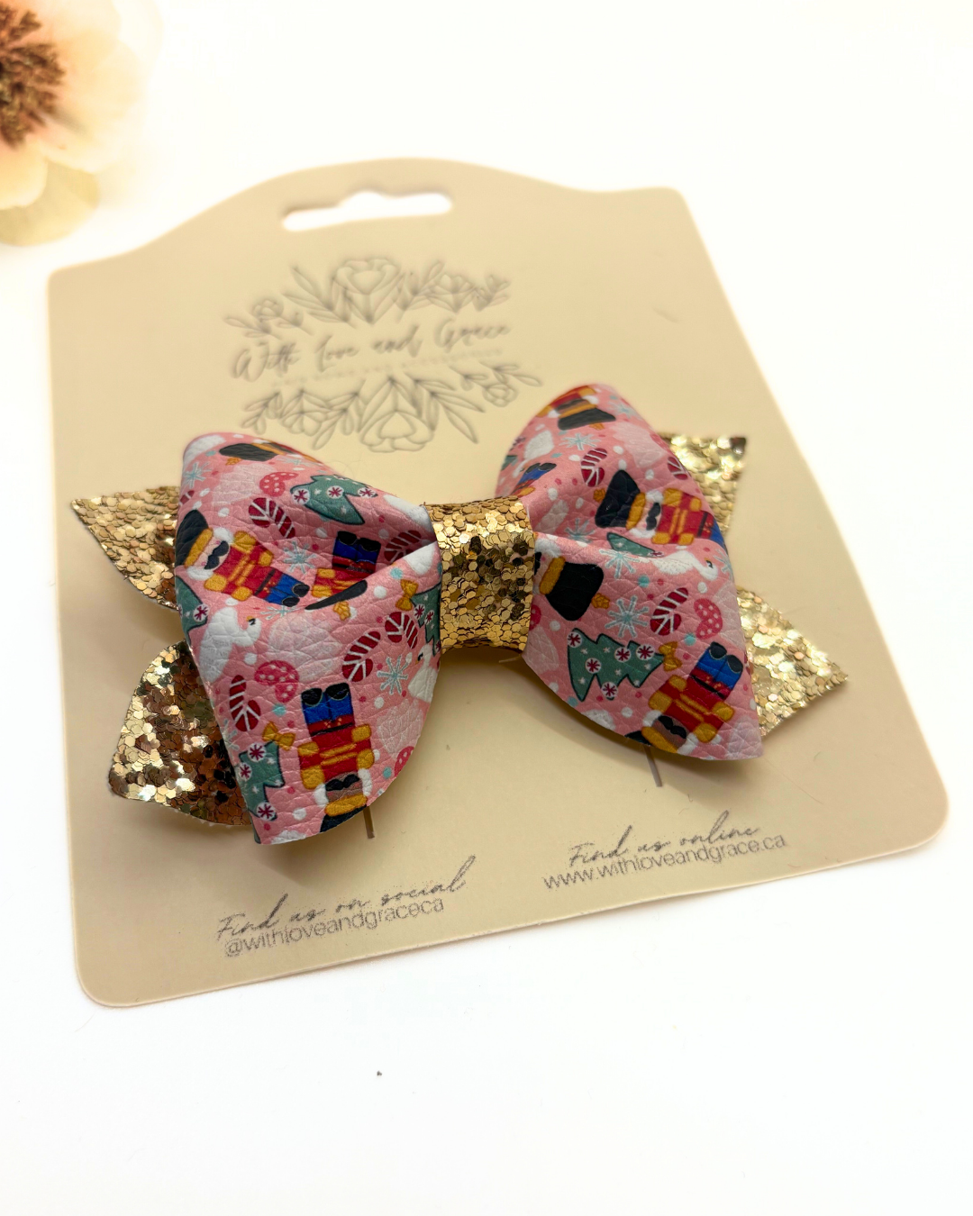 Nutcracker Pinch Bow