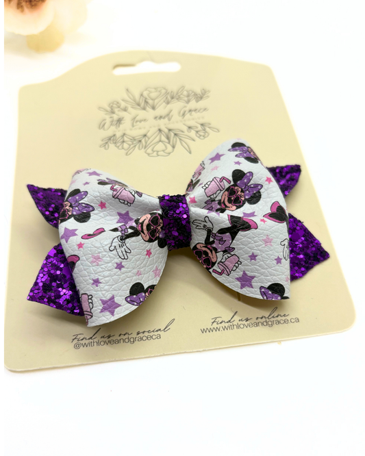 Female Mouse Pinch Bow