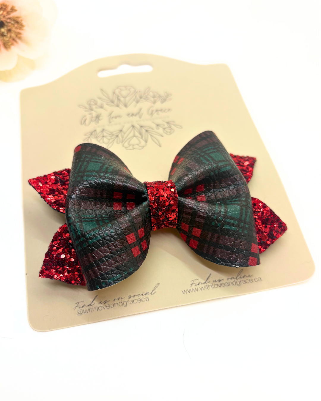 Mad for Plaid Pinch Bows