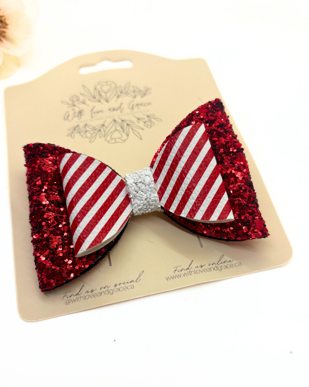 Christmas Treats Classic Bow