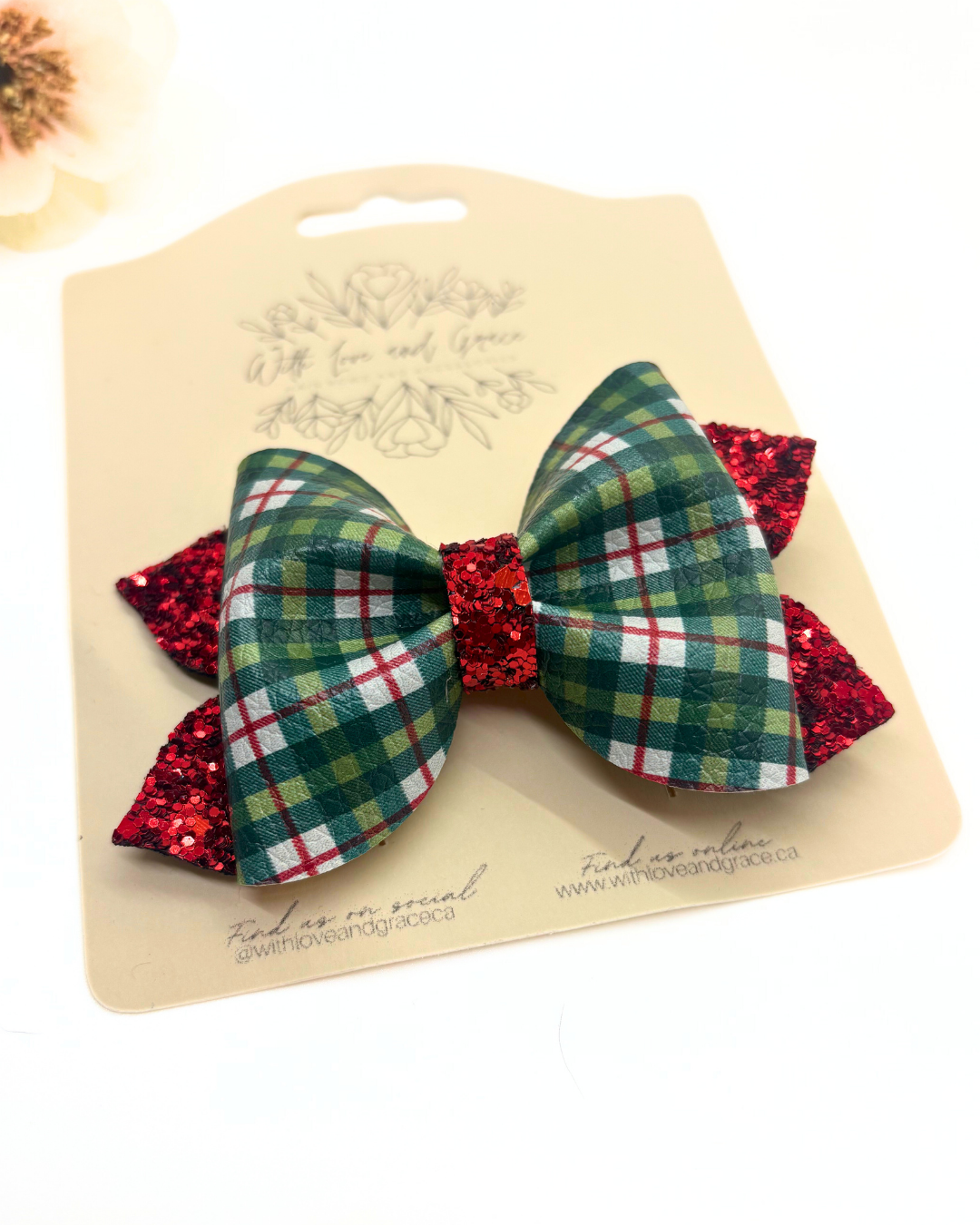 Mad for Plaid Pinch Bows