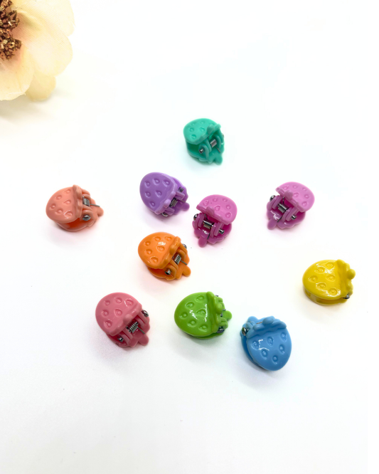 Nostalgic Strawberry Hair Clip - Vibrant Random Colors